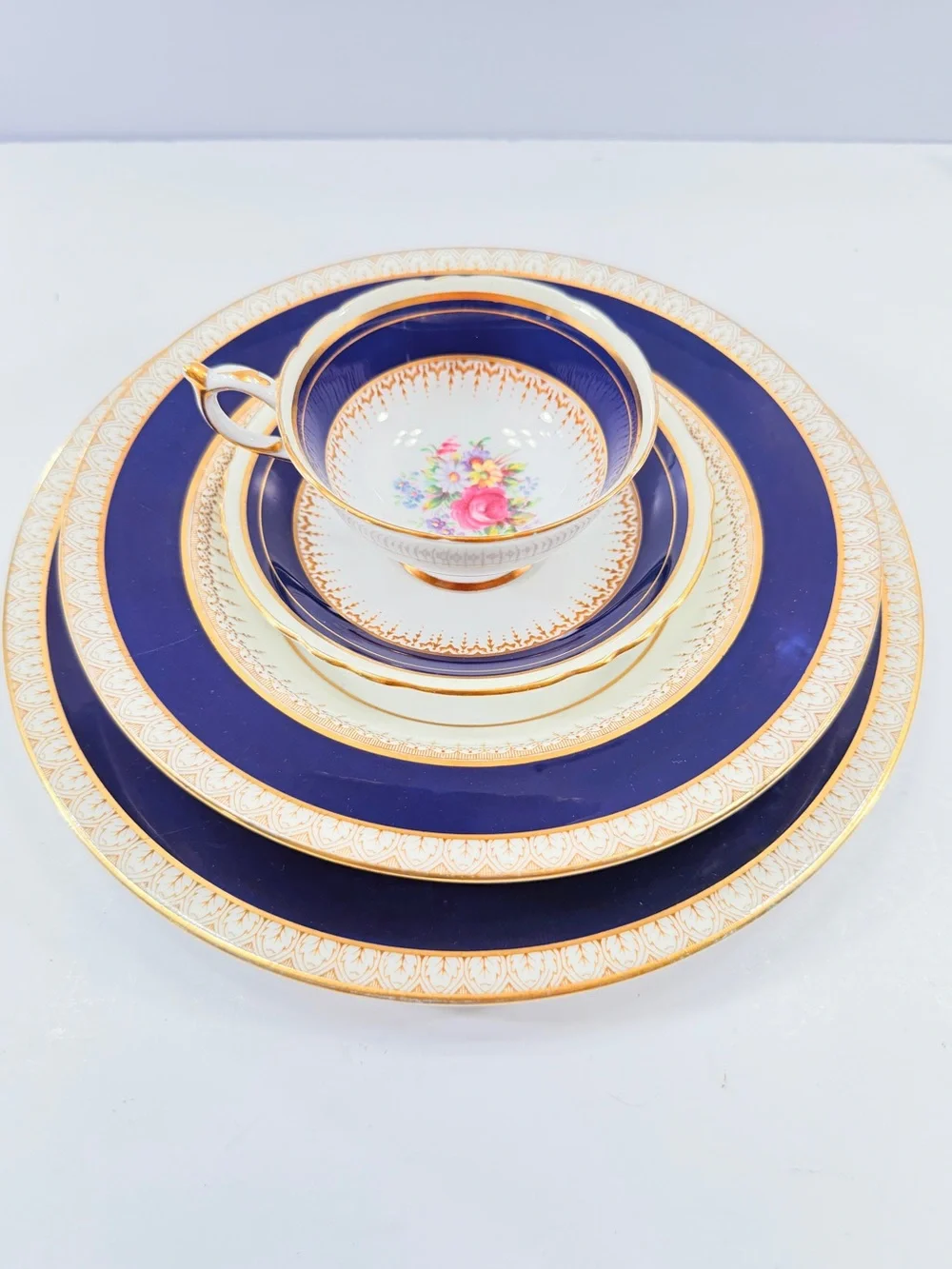 Paragon Tea Cup Saucer Dinner Plate Bowl Set Of 4 Rose Cobalt Blue Gold Trim Vtg